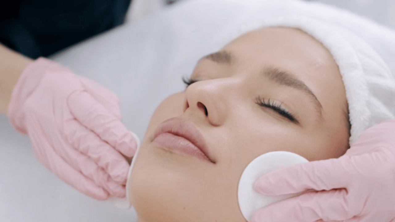 Unveiling the Mirror Your Guide to Achieving the Coveted Glass Skin Look (3)