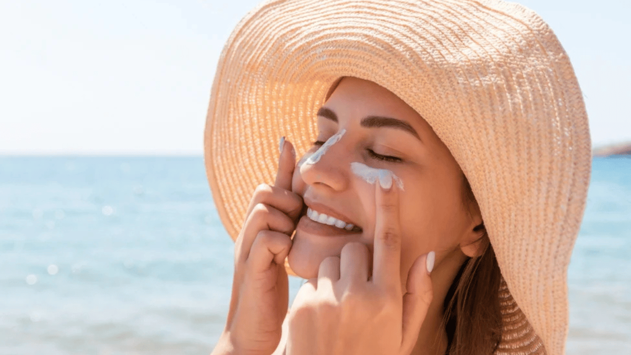 Unveiling the Mirror Your Guide to Achieving the Coveted Glass Skin Look (7)